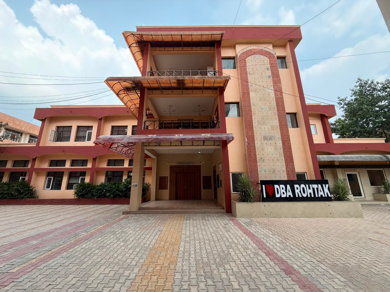 District Bar Association Rohtak Building